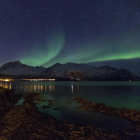 Lodge Lyngen Alps Panorama Lyngseidet